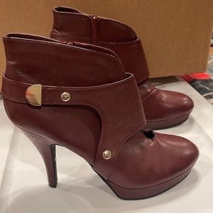 Unlisted Burgundy solid shoes size 9